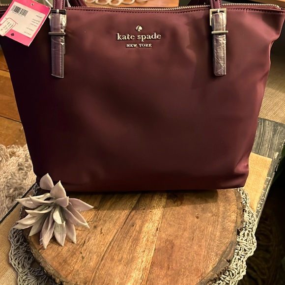 KATE SPADE EGGPLANT PURSE - Picture 1 of 4